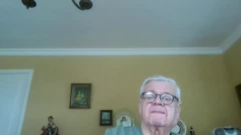 Snapshot of trekbeestje1 chatting on February 17, 2026, 9:39 am trekbeestje online show from February 17, 2026, 9:39 am