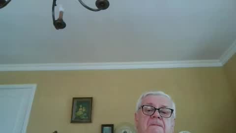 Snapshot of trekbeestje1 chatting on March 1, 2026, 11:23 am trekbeestje online show from March 1, 2026, 11:23 am