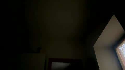 Snapshot of trembi1234 chatting on January 28, 2025, 8:04 am trembi1234 online show from January 28, 2025, 8:04 am