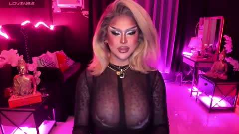 Jade online show from October 26, 2025, 9:48 am