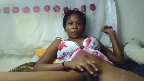 Snapshot of tresyamber chatting on May 13, 2026, 7:06 am tresyamber online show from May 13, 2026, 7:06 am