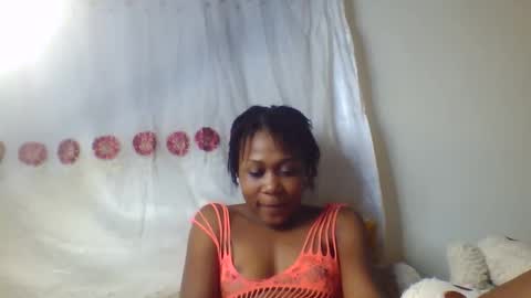 Snapshot of tresyamber chatting on May 13, 2026, 9:55 pm tresyamber online show from May 13, 2026, 9:55 pm