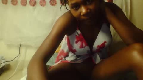 Snapshot of tresyamber chatting on May 15, 2026, 3:24 am tresyamber online show from May 15, 2026, 3:24 am