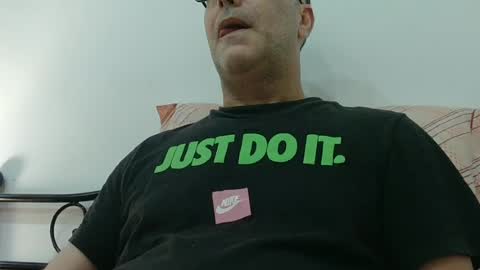 Snapshot of trevido4u chatting on June 30, 2026, 12:44 am trevido4u online show from June 30, 2026, 12:44 am
