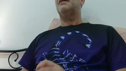 Snapshot of trevido4u chatting on July 5, 2026, 1:45 am trevido4u online show from July 5, 2026, 1:45 am