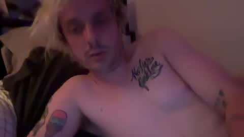 Snapshot of trevrawr69 chatting on May 28, 2026, 4:21 am trevrawr69 online show from May 28, 2026, 4:21 am