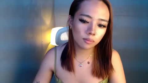 trexie_fucks15 online show from March 30, 2026, 4:52 pm