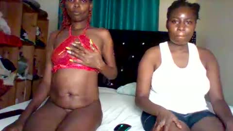 Snapshot of trey_queens chatting on January 5, 2026, 9:40 pm trey_queens online show from January 5, 2026, 9:40 pm