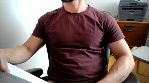 Tri-Athlete online show from October 21, 2025, 8:20 pm