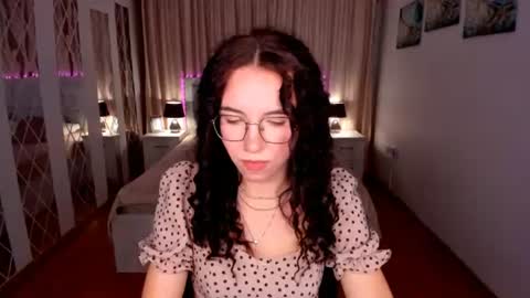 Snapshot of triciadaisy chatting on July 14, 2026, 10:32 am TriciaDaisy online show from July 14, 2026, 10:32 am