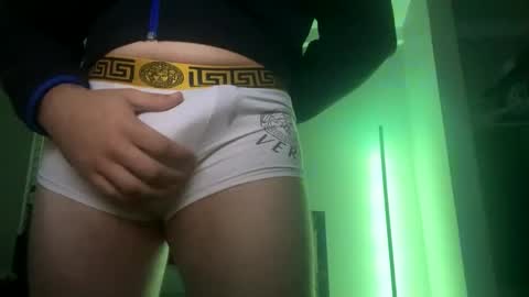 tricklydickly2 online show from December 4, 2024, 5:49 am