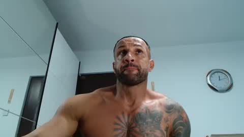 tridentmuscles online show from December 13, 2025, 10:15 pm