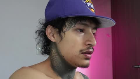 - trieone online show from April 12, 2026, 2:33 pm