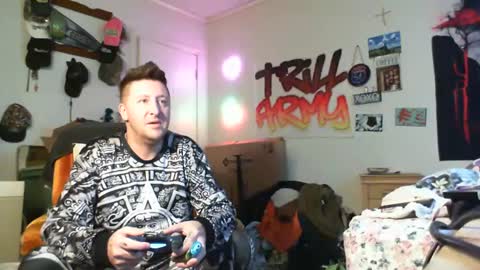 trillnonymau5 online show from January 12, 2025, 5:11 pm