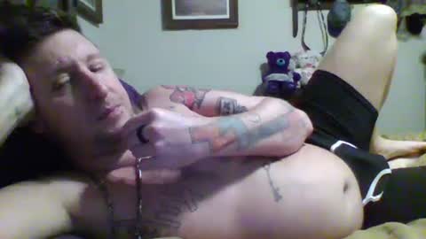 trillnonymau5 online show from February 20, 2025, 6:06 am