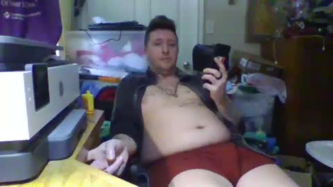 trillnonymau5 online show from February 24, 2025, 3:20 pm