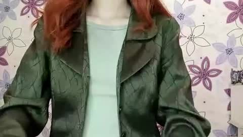 Cate online show from December 17, 2025, 7:25 am