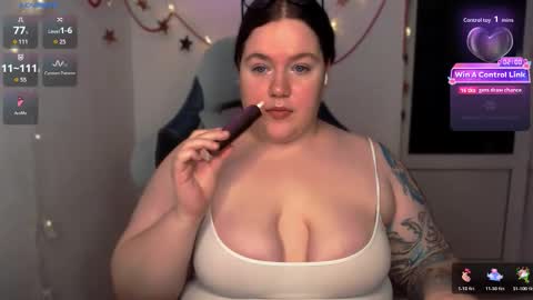 Snapshot of trinititi chatting on December 22, 2025, 11:46 pm Tina online show from December 22, 2025, 11:46 pm