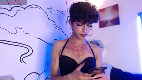 trinity_knox online show from November 21, 2025, 4:38 pm