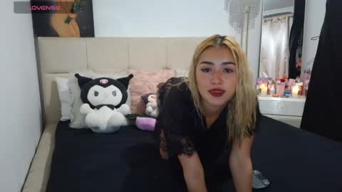 trinitych_ online show from June 4, 2026, 12:00 pm