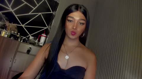 Snapshot of trinityfucksyou chatting on January 12, 2025, 1:48 pm Ms Ella online show from January 12, 2025, 1:48 pm