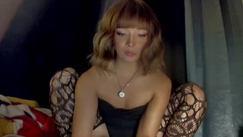 Snapshot of trinityfucksyou chatting on January 23, 2025, 5:31 pm Ms Ella online show from January 23, 2025, 5:31 pm