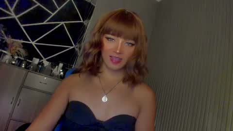 Snapshot of trinityfucksyou chatting on February 4, 2025, 12:22 pm Ms Ella online show from February 4, 2025, 12:22 pm