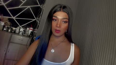 Snapshot of trinityfucksyou chatting on February 22, 2025, 12:40 pm Ms Ella online show from February 22, 2025, 12:40 pm