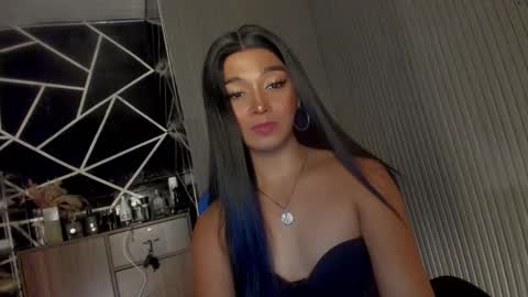 Snapshot of trinityfucksyou chatting on February 27, 2025, 7:04 pm Ms Ella online show from February 27, 2025, 7:04 pm