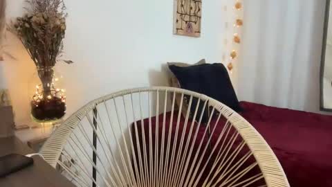 Snapshot of trinitysecrets chatting on November 18, 2025, 6:01 pm trinitysecrets online show from November 18, 2025, 6:01 pm