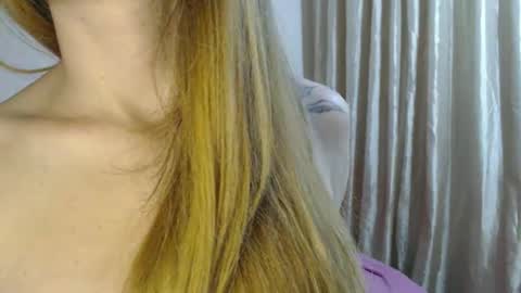 Snapshot of trioa chatting on October 29, 2025, 7:04 pm Tony and Kristina wait you everyday start 2230-0000 GMT online show from October 29, 2025, 7:04 pm