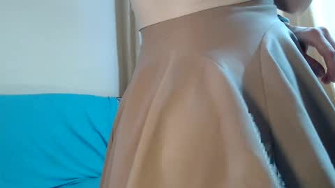 Snapshot of trioa chatting on November 24, 2025, 6:40 pm Tony and Kristina wait you everyday start 2230-0000 GMT online show from November 24, 2025, 6:40 pm