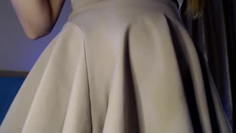 Snapshot of trioa chatting on November 27, 2025, 7:27 pm Tony and Kristina wait you everyday start 2230-0000 GMT online show from November 27, 2025, 7:27 pm