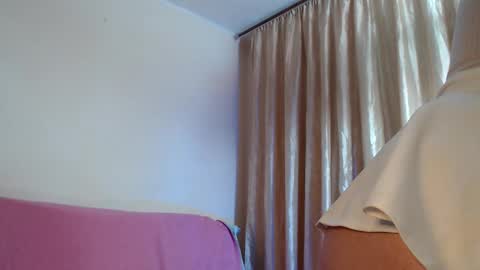 Snapshot of trioa chatting on December 15, 2025, 8:02 pm Tony and Kristina wait you everyday start 2230-0000 GMT online show from December 15, 2025, 8:02 pm