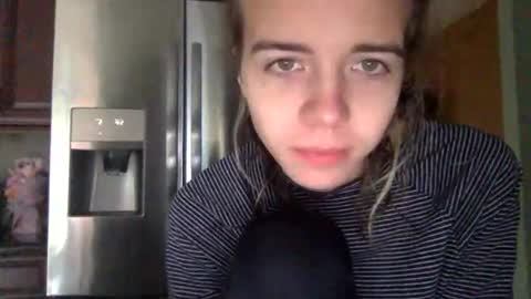 Snapshot of trippybb222 chatting on October 30, 2025, 4:30 pm trippybb222 online show from October 30, 2025, 4:30 pm