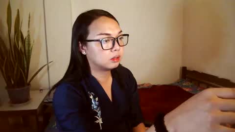 Snapshot of trishakera chatting on January 29, 2025, 10:05 am trisha online show from January 29, 2025, 10:05 am
