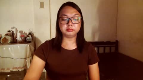 Snapshot of trishakera chatting on October 21, 2025, 1:39 am trisha online show from October 21, 2025, 1:39 am