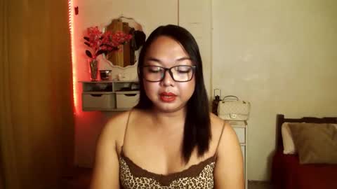 Snapshot of trishakera chatting on February 1, 2026, 2:21 am trisha online show from February 1, 2026, 2:21 am