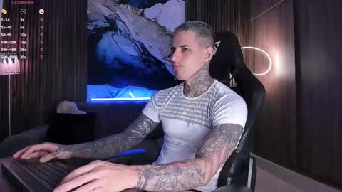 Snapshot of trisstan_ chatting on November 12, 2025, 10:41 pm Alexander online show from November 12, 2025, 10:41 pm