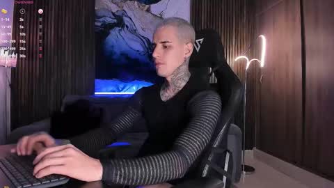 Snapshot of trisstan_ chatting on December 1, 2025, 10:48 pm Alexander online show from December 1, 2025, 10:48 pm