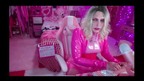 trista_doll online show from February 4, 2025, 12:29 am