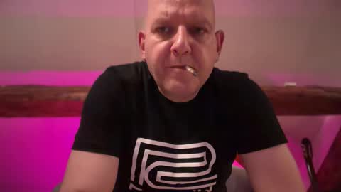 Snapshot of tritonspace chatting on November 11, 2025, 6:35 am Triton online show from November 11, 2025, 6:35 am