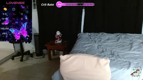 Snapshot of trixie_tangg chatting on December 4, 2025, 1:48 am Kitty online show from December 4, 2025, 1:48 am