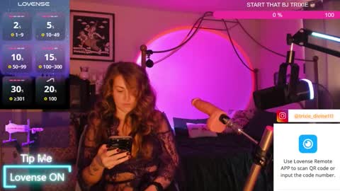 Snapshot of trixiedivine chatting on March 27, 2026, 12:27 am Trixie Divine online show from March 27, 2026, 12:27 am