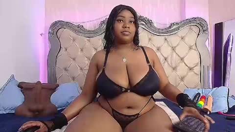 Snapshot of trixiemar chatting on January 8, 2025, 4:33 pm TrixieMar online show from January 8, 2025, 4:33 pm