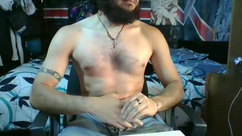 Snapshot of trizquelmen chatting on December 19, 2025, 7:43 pm Andrew online show from December 19, 2025, 7:43 pm