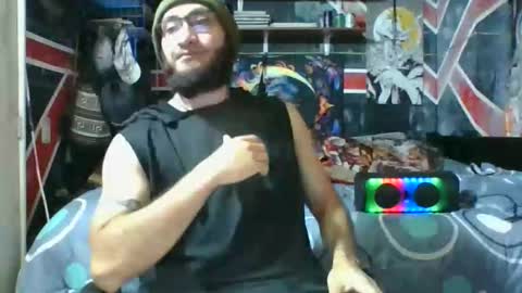 Snapshot of trizquelmen chatting on March 4, 2026, 5:30 pm Andrew online show from March 4, 2026, 5:30 pm