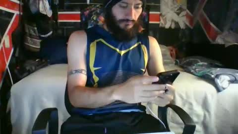 Snapshot of trizquelmen chatting on May 3, 2026, 6:14 pm Andrew online show from May 3, 2026, 6:14 pm