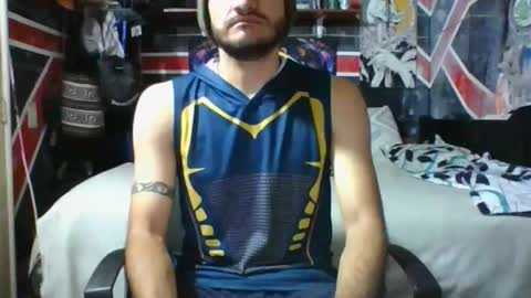 Snapshot of trizquelmen chatting on May 10, 2026, 11:32 pm Andrew online show from May 10, 2026, 11:32 pm