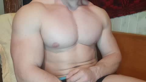 Troncq online show from February 11, 2025, 3:18 pm